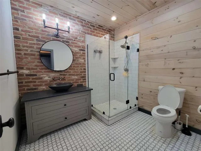 $1,600 | 550 East Main Street, Unit 201, Blue Ridge, GA 30513