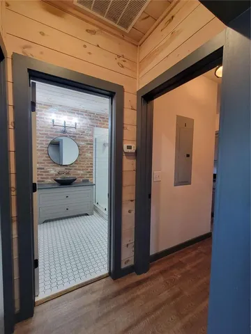 $1,600 | 550 East Main Street, Unit 201, Blue Ridge, GA 30513