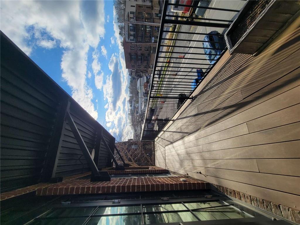 550 East Main Street, Unit 201 Blue Ridge, GA 30513 - Photo 6 of 40