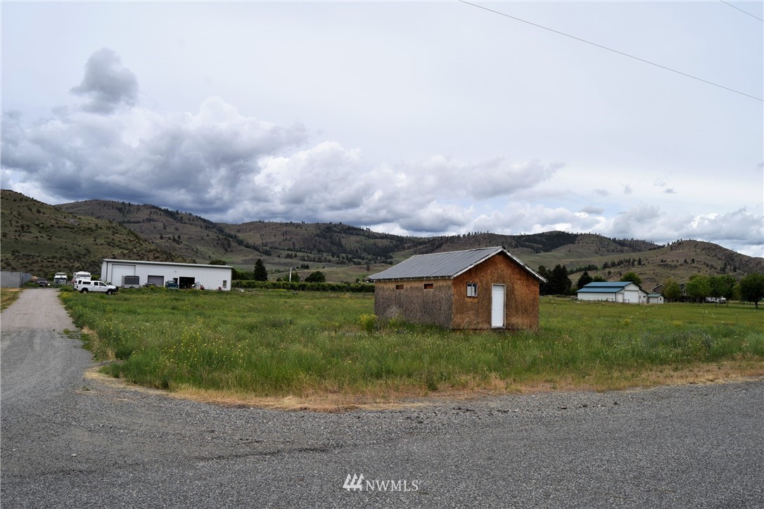 13 North Kirkpatrick Road Omak, WA 98841 - Photo 24 of 25