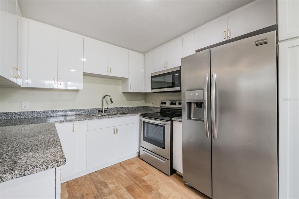 5312 Dartmouth Road New Port Richey, FL 34652 - Photo 11 of 40