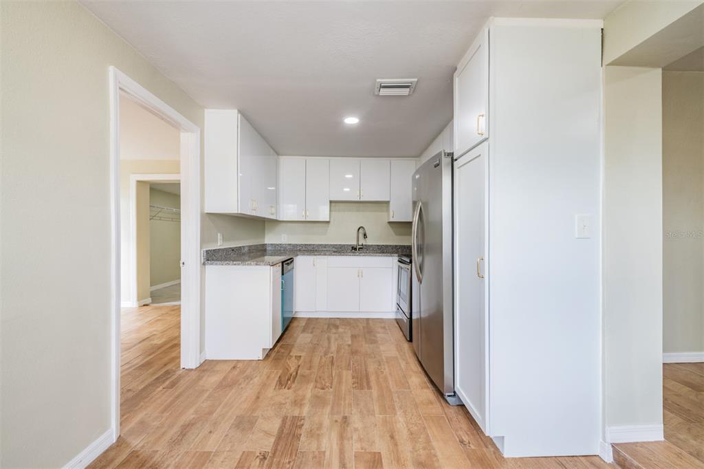 5312 Dartmouth Road New Port Richey, FL 34652 - Photo 12 of 40