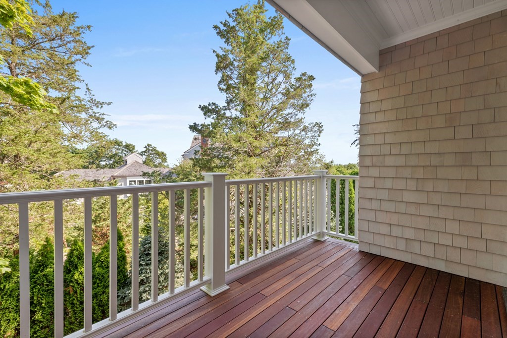 94 Nichols Road Cohasset, MA 02025 - Photo 5 of 14 Gallery Image 5