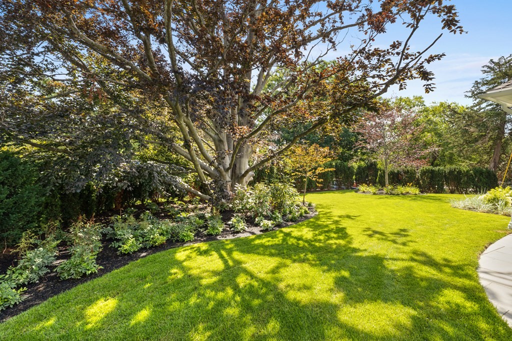 94 Nichols Road Cohasset, MA 02025 - Photo 8 of 14 Gallery Image 8