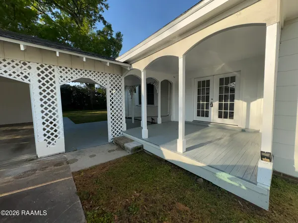 $1,500 | 208 St Anne Street, Carencro, LA 70520