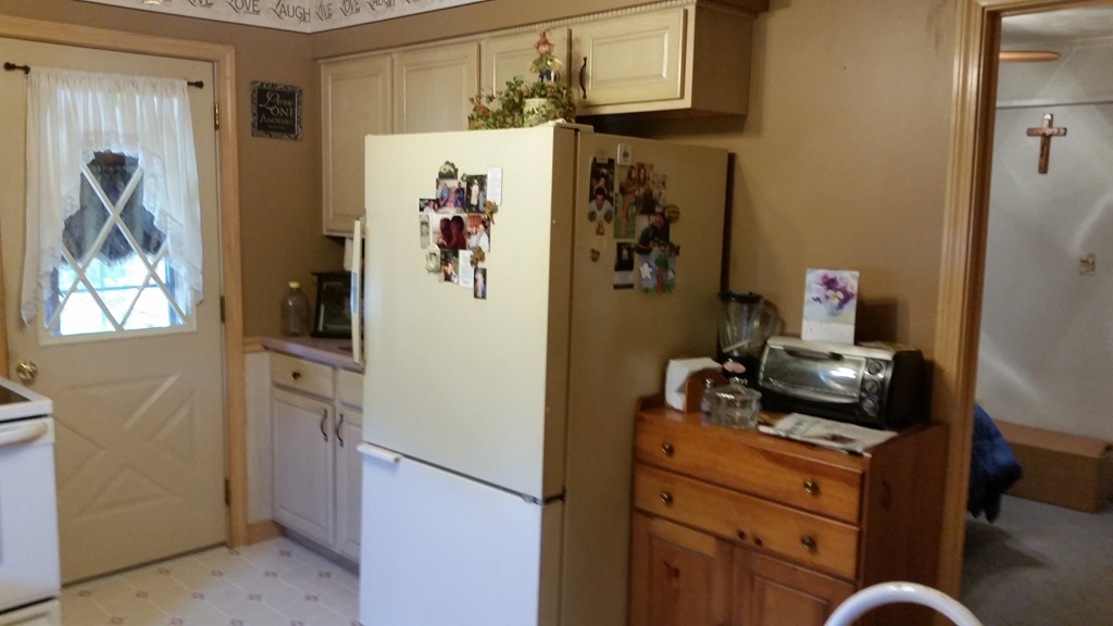 128 Eagle Street Ware, MA 01082 - Photo 8 of 24 Gallery Image 8