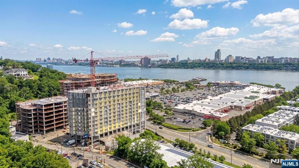 300 Gorge Road, Unit 25 Cliffside Park, NJ 07010 - Photo 43 of 45 a view of a lake and city