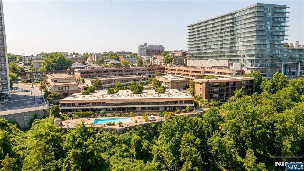 300 Gorge Road, Unit 25 Cliffside Park, NJ 07010 - Photo 44 of 45 a view of a city with tall buildings