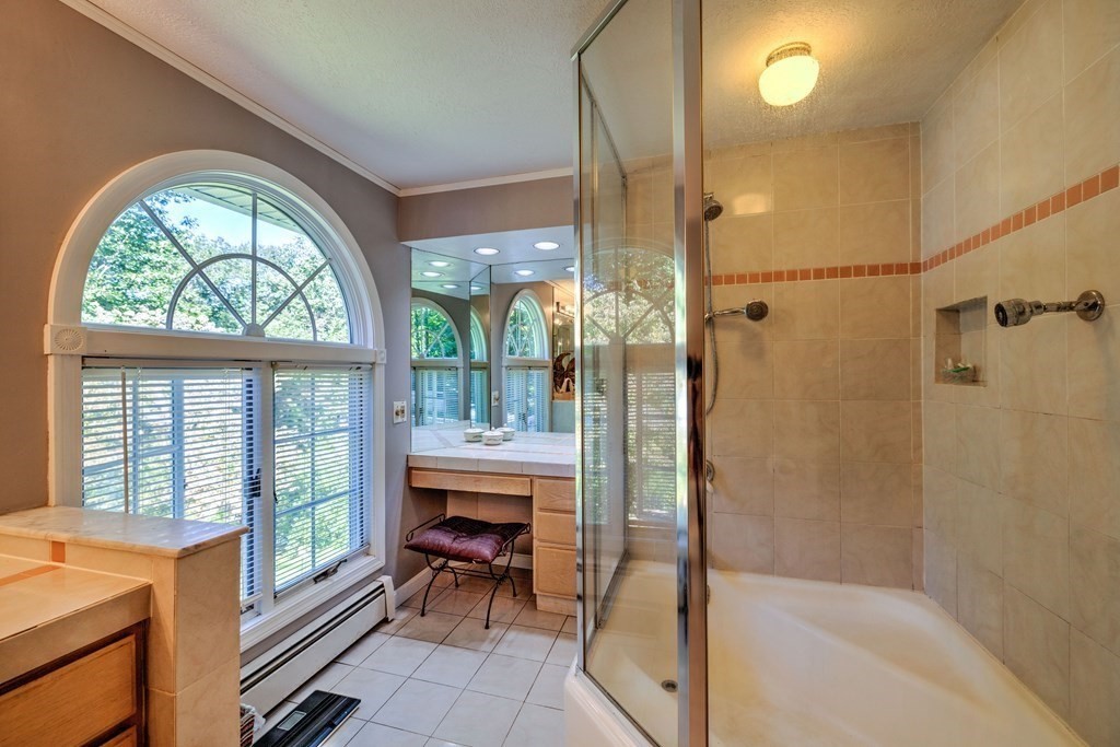 10 Ruth Drive Wilbraham, MA 01095 - Photo 23 of 38 Gallery Image 23