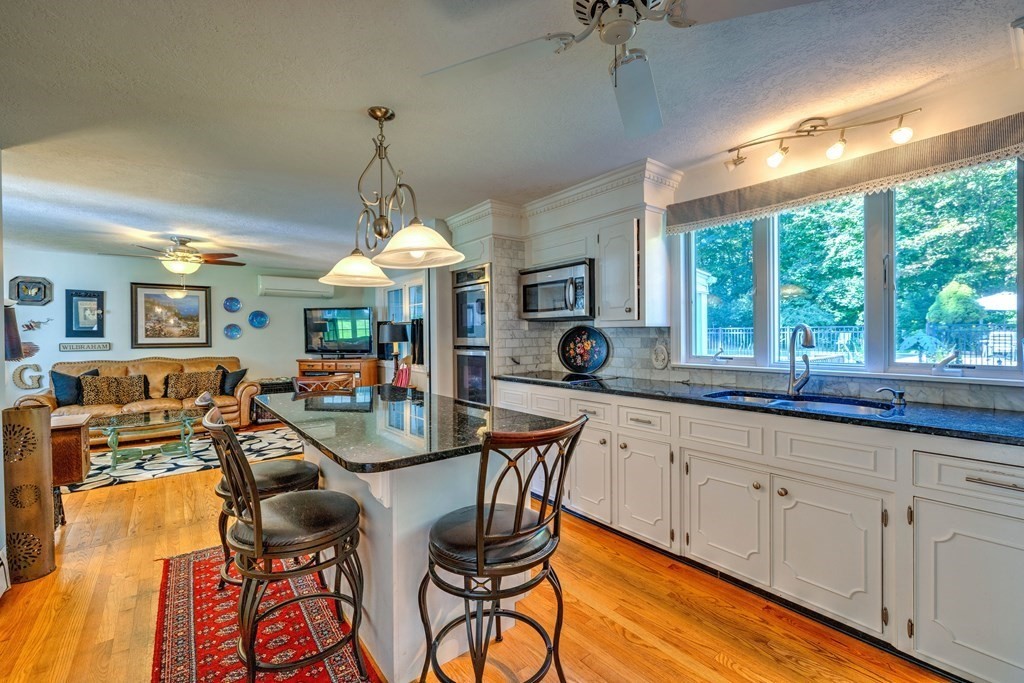 10 Ruth Drive Wilbraham, MA 01095 - Photo 3 of 38 Gallery Image 3