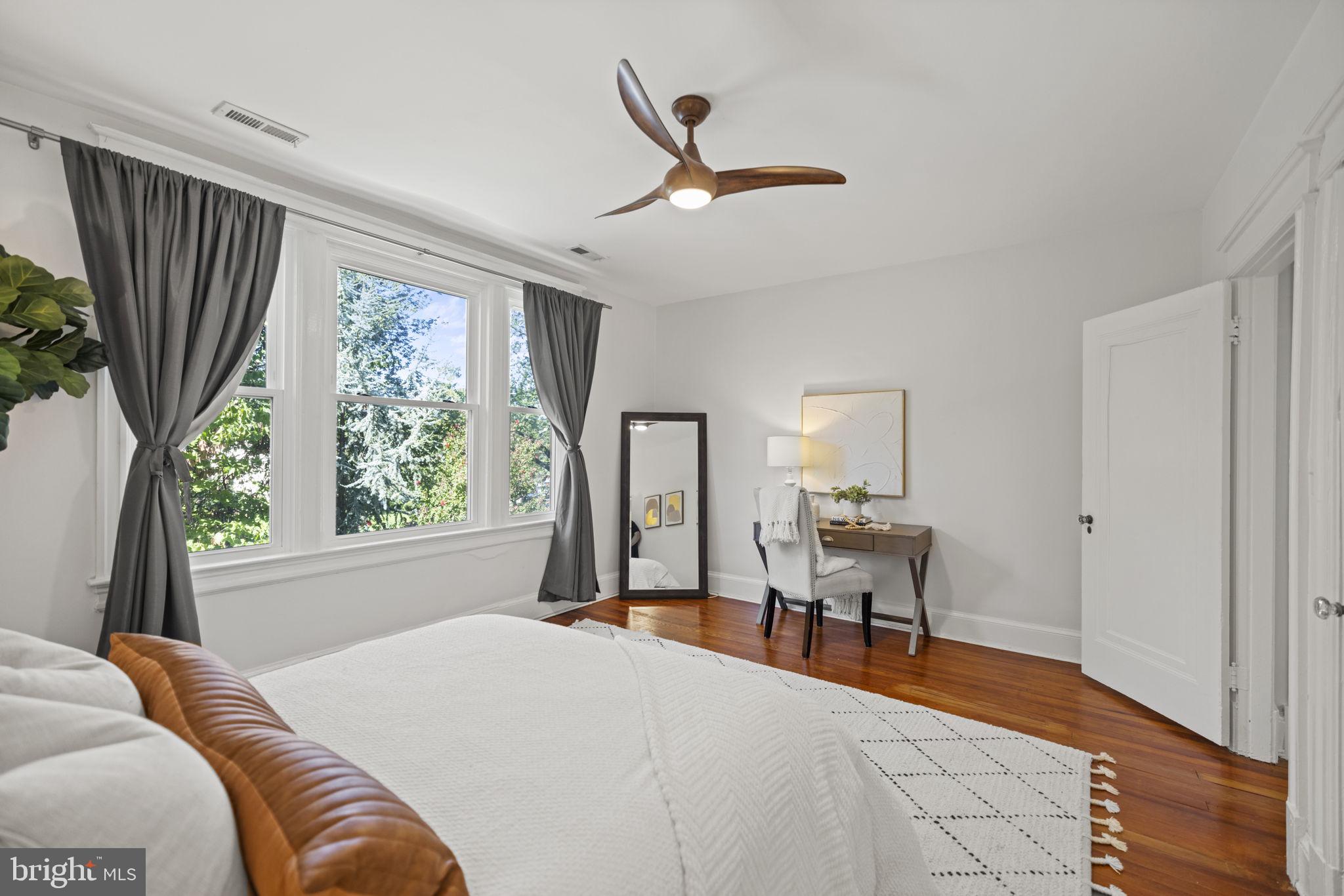 1016 Park Road Northwest Washington, DC 20010 - Photo 29 of 48