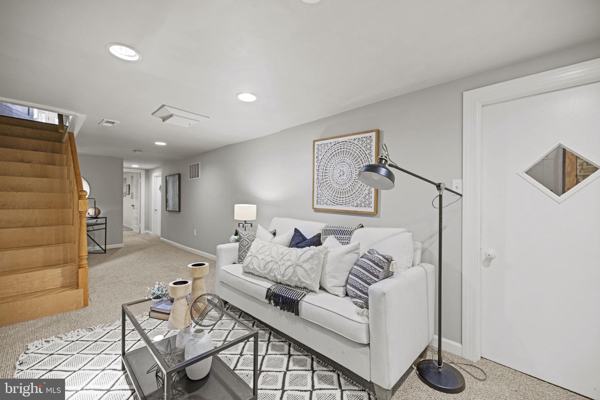 1016 Park Road Northwest Washington, DC 20010 - Photo 34 of 48