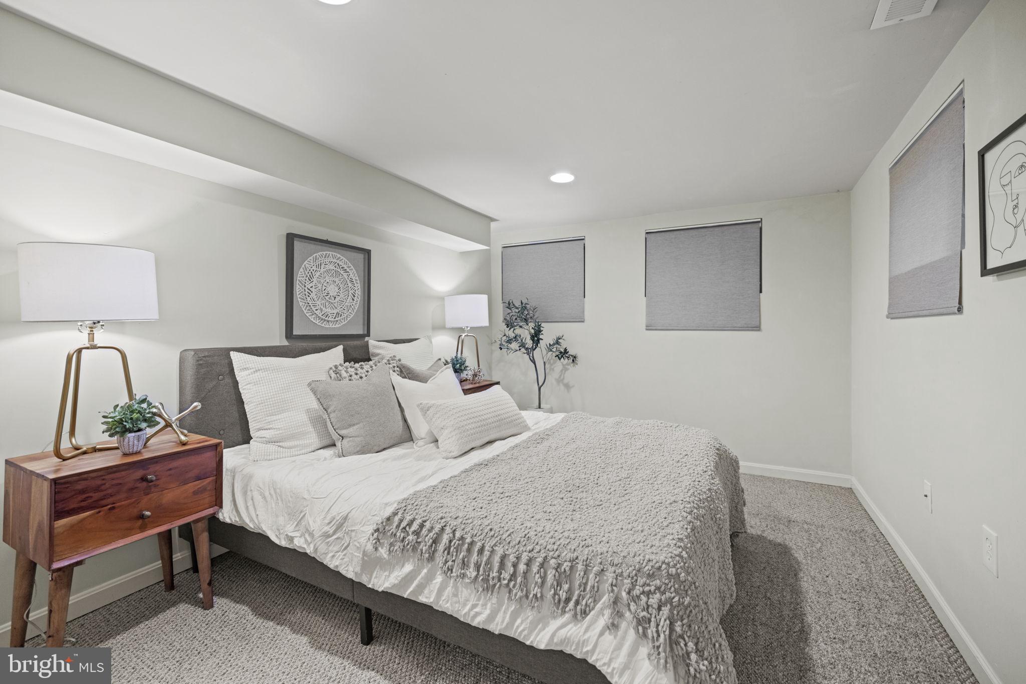 1016 Park Road Northwest Washington, DC 20010 - Photo 36 of 48