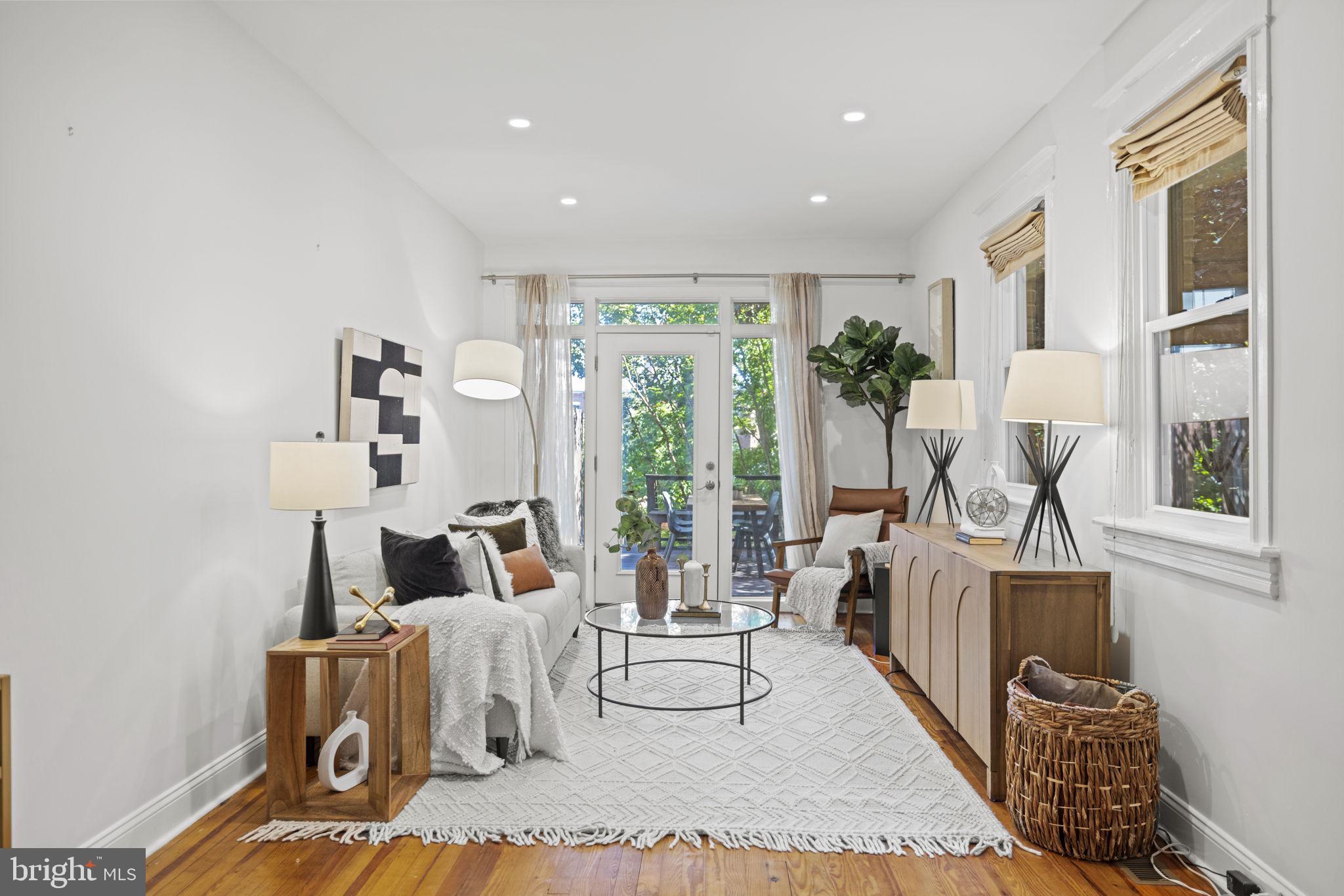 1016 Park Road Northwest Washington, DC 20010 - Photo 10 of 48