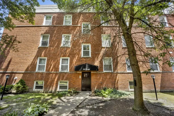 $2,250 | 3201 West Argyle Street, Unit 3N, Chicago, IL 60625