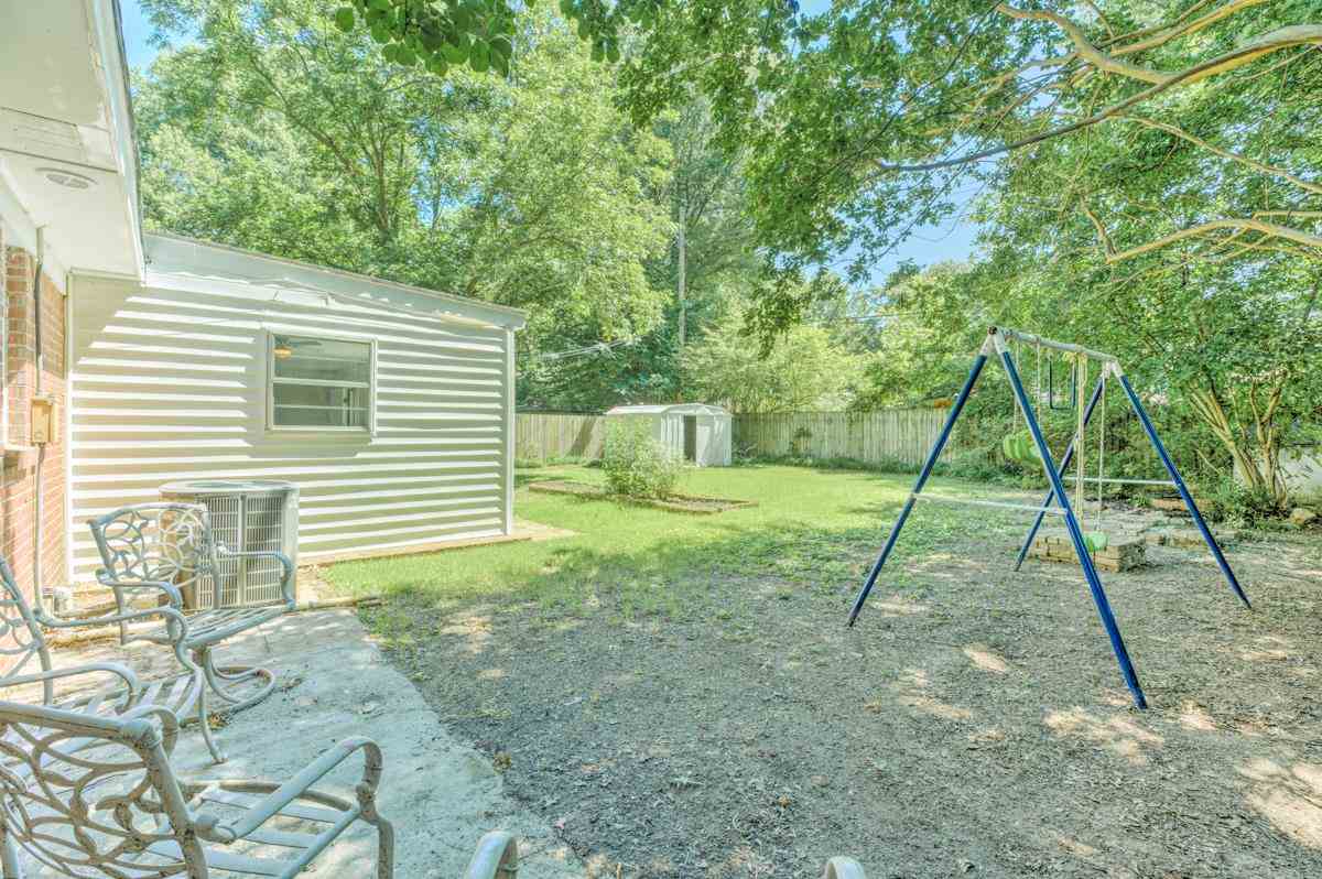 1738 Capri Road Memphis, TN 38117 - Photo 24 of 24