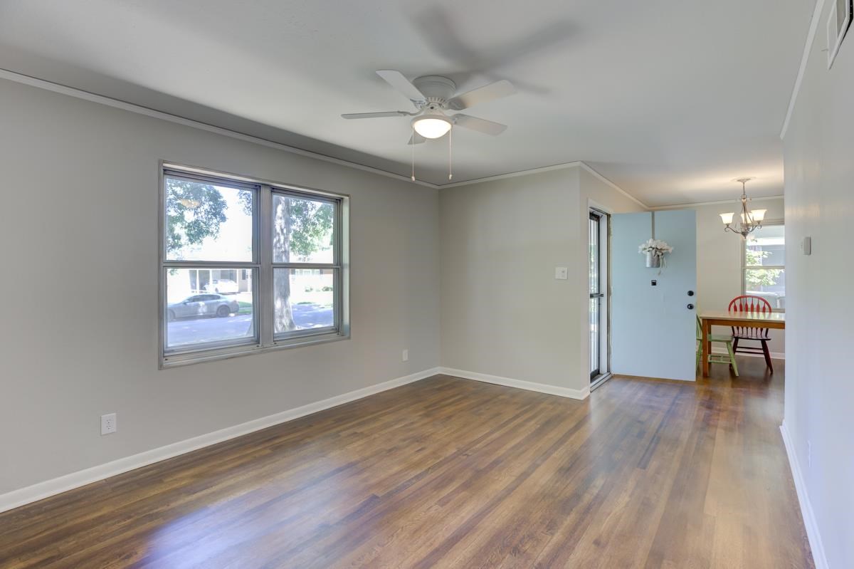 1738 Capri Road Memphis, TN 38117 - Photo 4 of 24