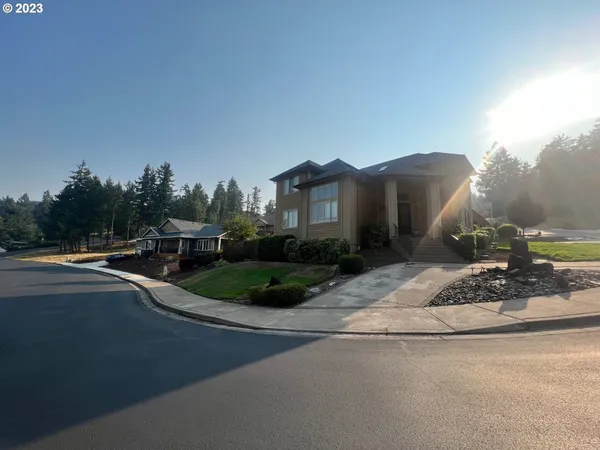 $89,000 | 980 Holly Avenue, Cottage Grove, OR 97424