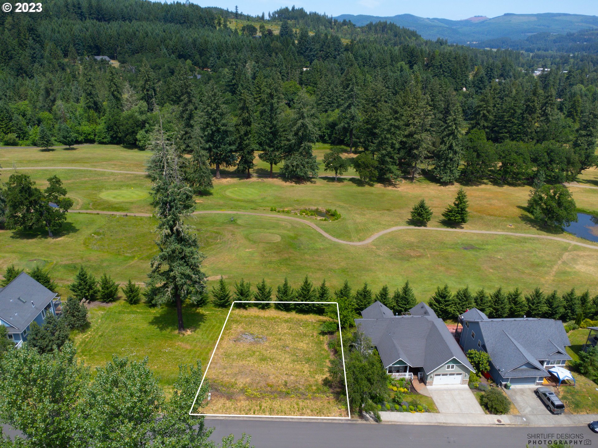 980 Holly Avenue Cottage Grove, OR 97424 - Photo 2 of 18
