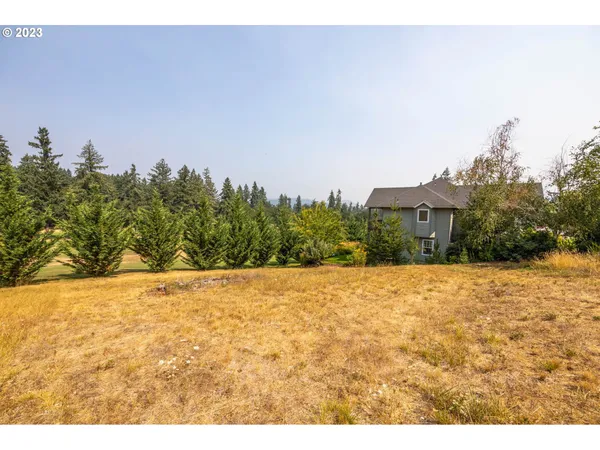 $89,000 | 980 Holly Avenue, Cottage Grove, OR 97424