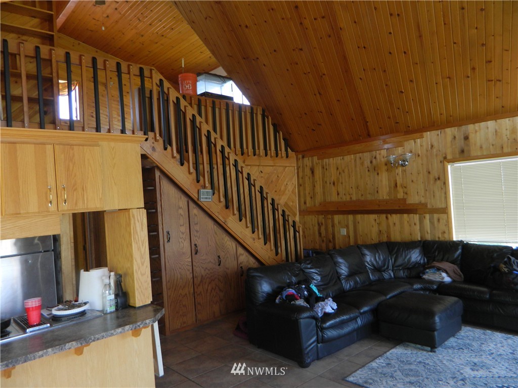 75 Imhoff Road Tonasket, WA 98855 - Photo 9 of 14