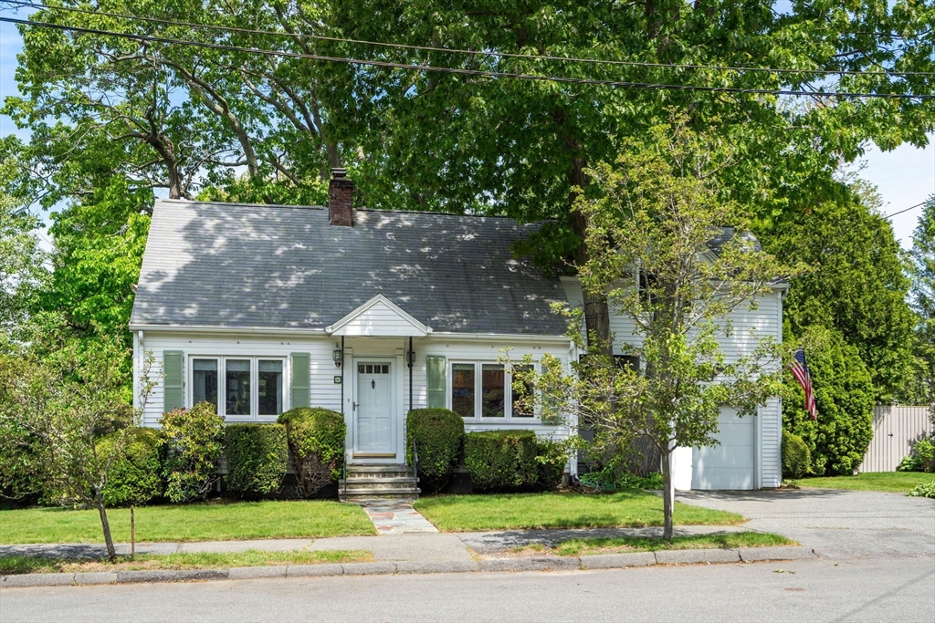 68 Shelton Road Swampscott, MA 01907 - Photo 2 of 40 Gallery Image 2