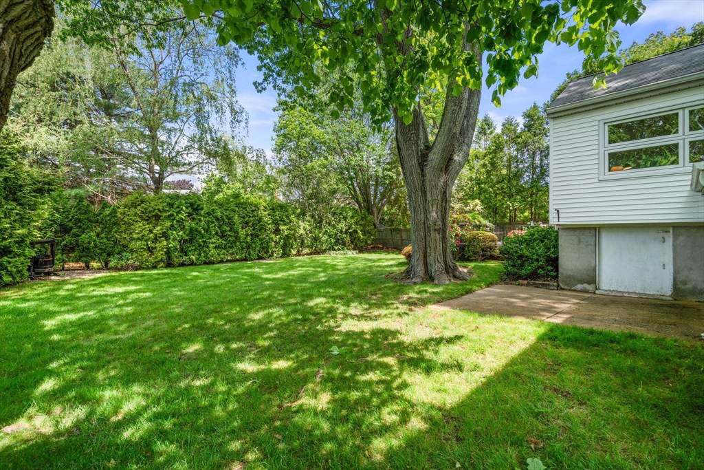 68 Shelton Road Swampscott, MA 01907 - Photo 30 of 40 Gallery Image 30