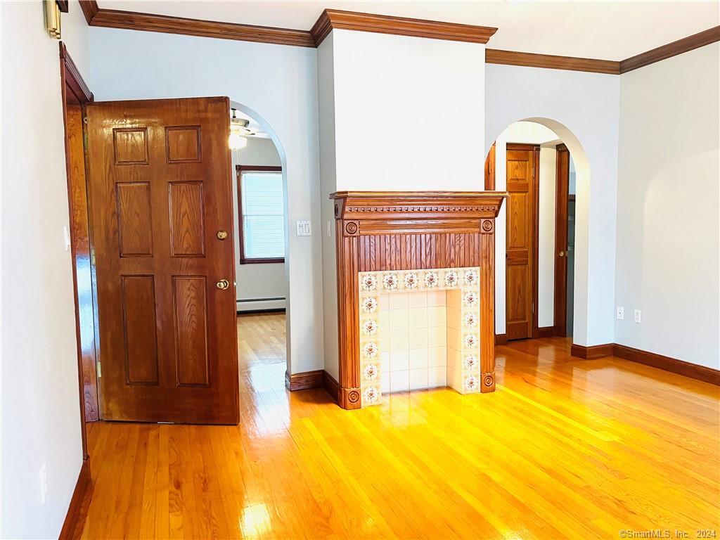 21 Cottage Street, Unit 3 New Haven, CT 06511 - Photo 3 of 26 Living room