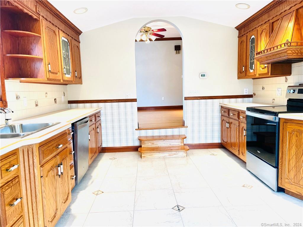 21 Cottage Street, Unit 3 New Haven, CT 06511 - Photo 6 of 26
