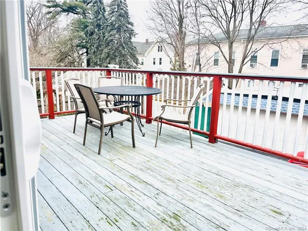 $3,200 | 21 Cottage Street, Unit 3, New Haven, CT 06511