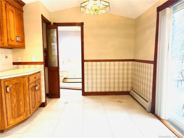 $3,200 | 21 Cottage Street, Unit 3, New Haven, CT 06511