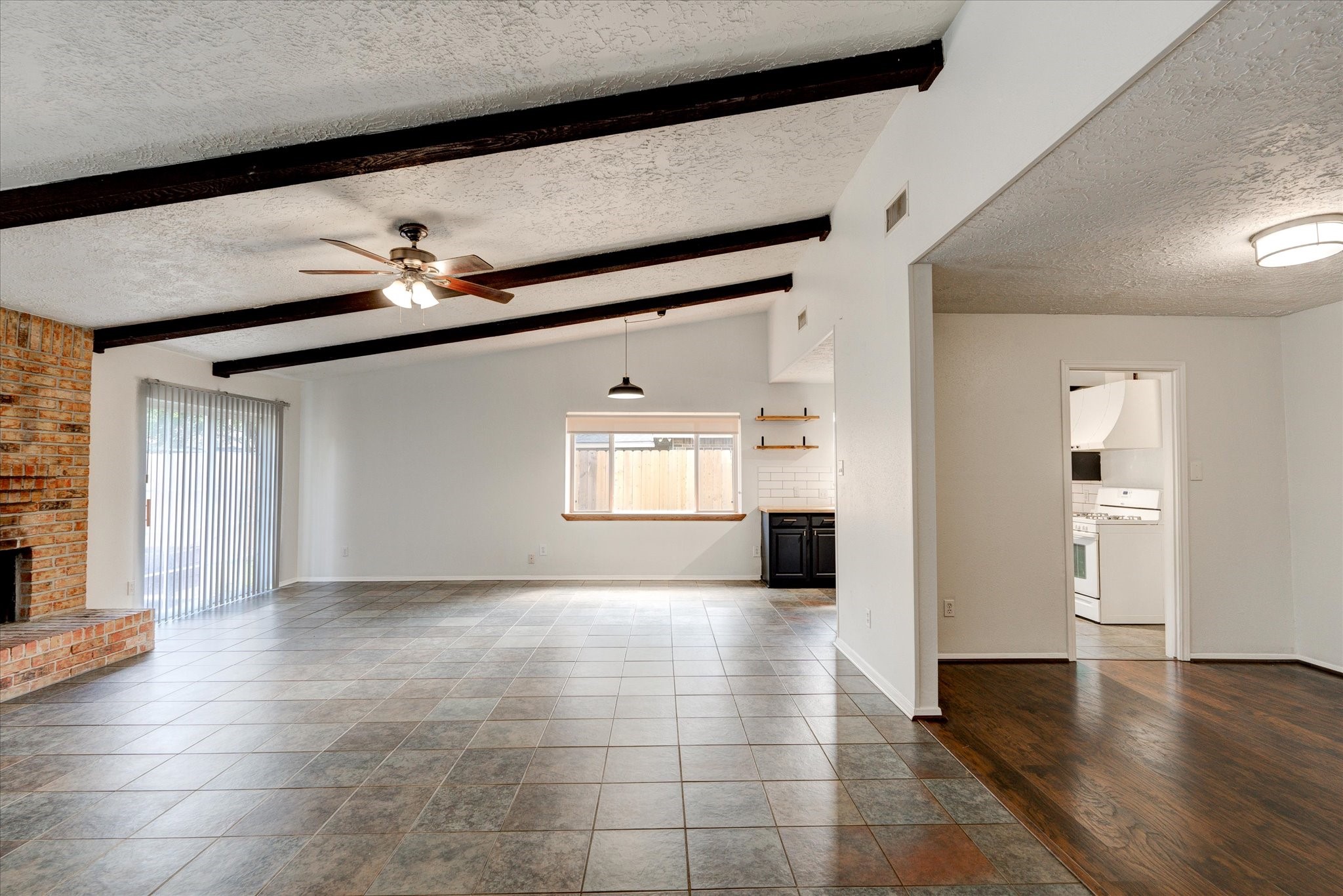 3726 Acorn Run Lane Spring, TX 77389 - Photo 6 of 27 a view of an empty room