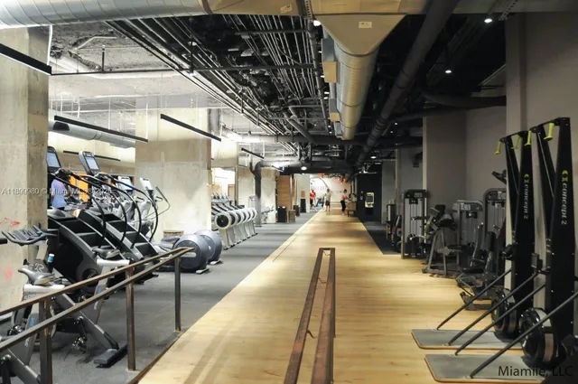 $19,300 | 2301 Collins Avenue, Unit 738, Miami Beach, FL 33139