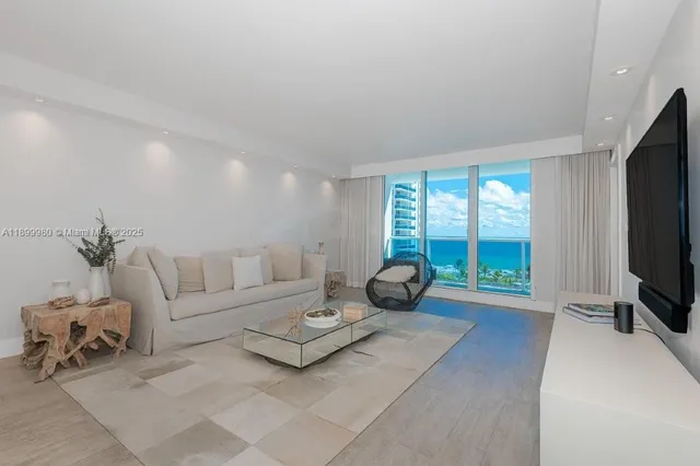 $19,300 | 2301 Collins Avenue, Unit 738, Miami Beach, FL 33139