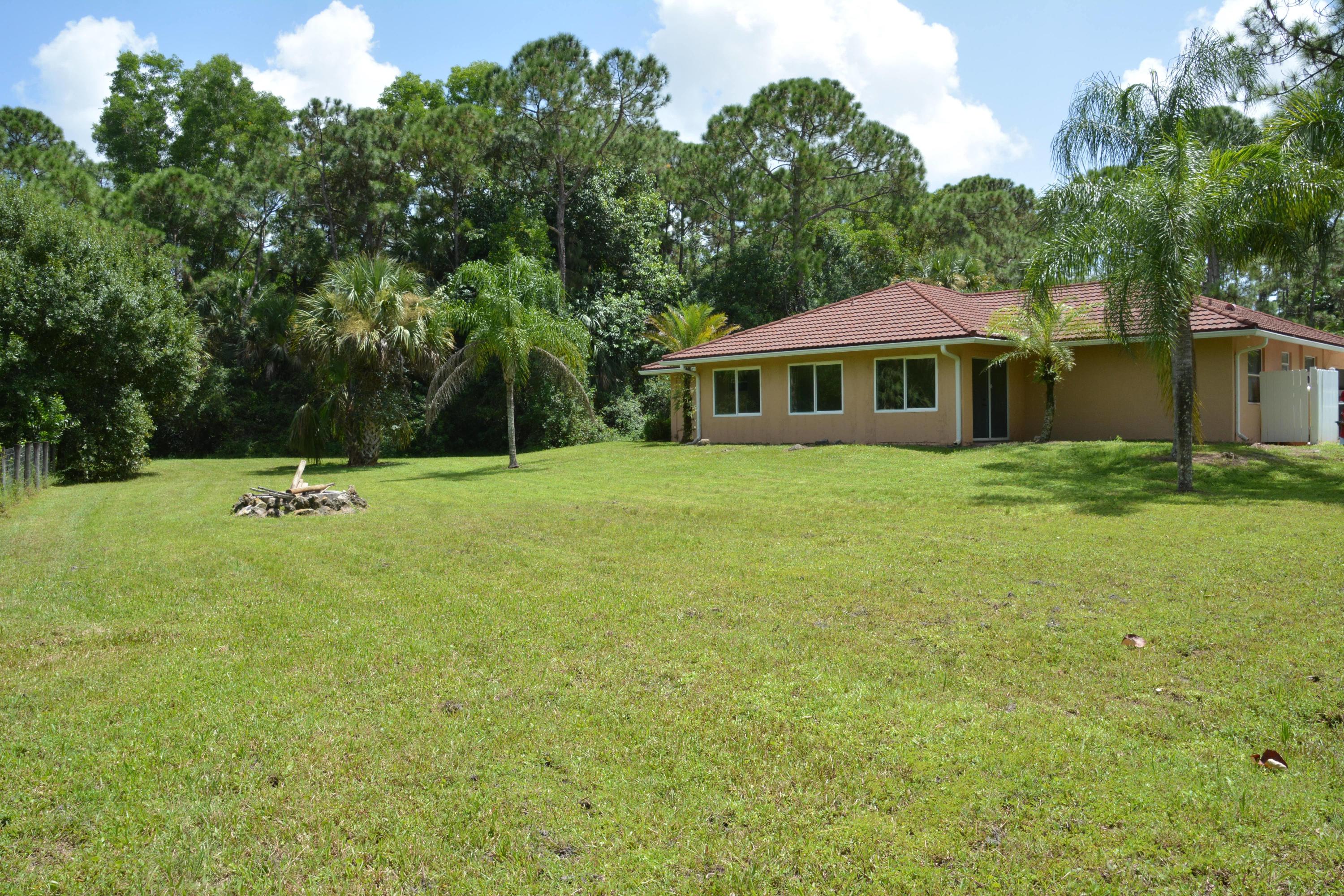 12563 Old Indiantown Road Jupiter, FL 33478 - Photo 35 of 36 Yard