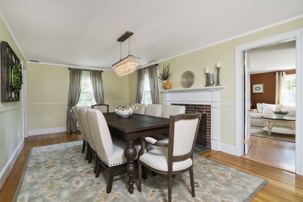27 Spring Street Hanover, MA 02339 - Photo 8 of 30 Gallery Image 8