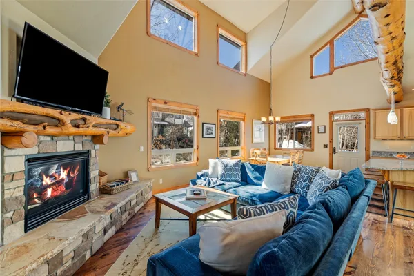 $1,800,000 | 314 Lily Lane, Unit B, Steamboat Springs, CO 80487
