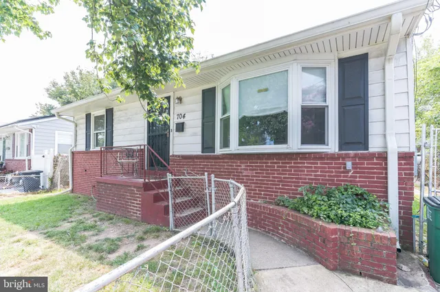 $383,999 | 704 65th Avenue, Capitol Heights, MD 20743