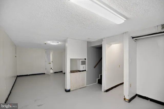 $383,999 | 704 65th Avenue, Capitol Heights, MD 20743