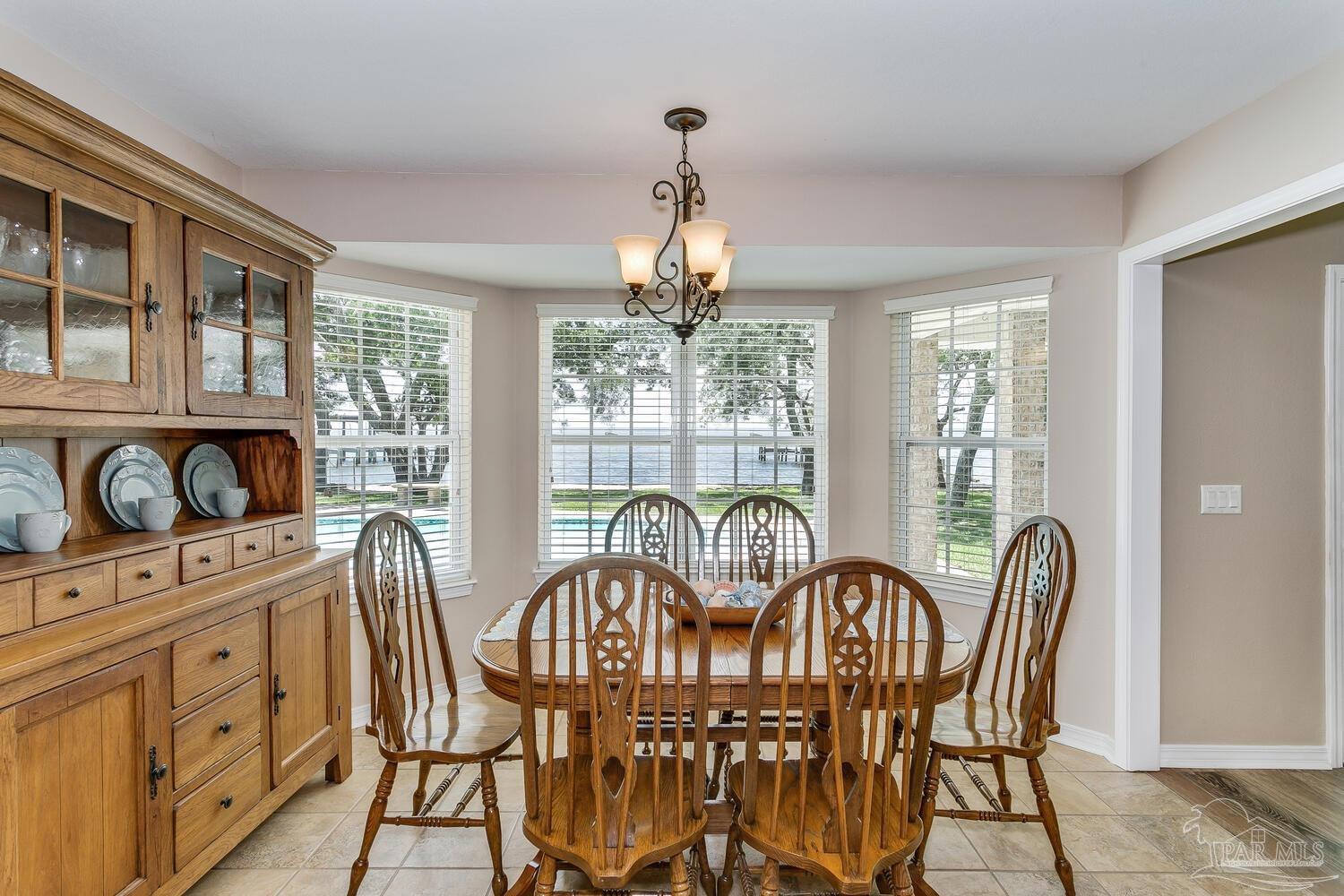873 Dolphin Road Milton, FL 32583 - Photo 13 of 39 Gallery Image 13