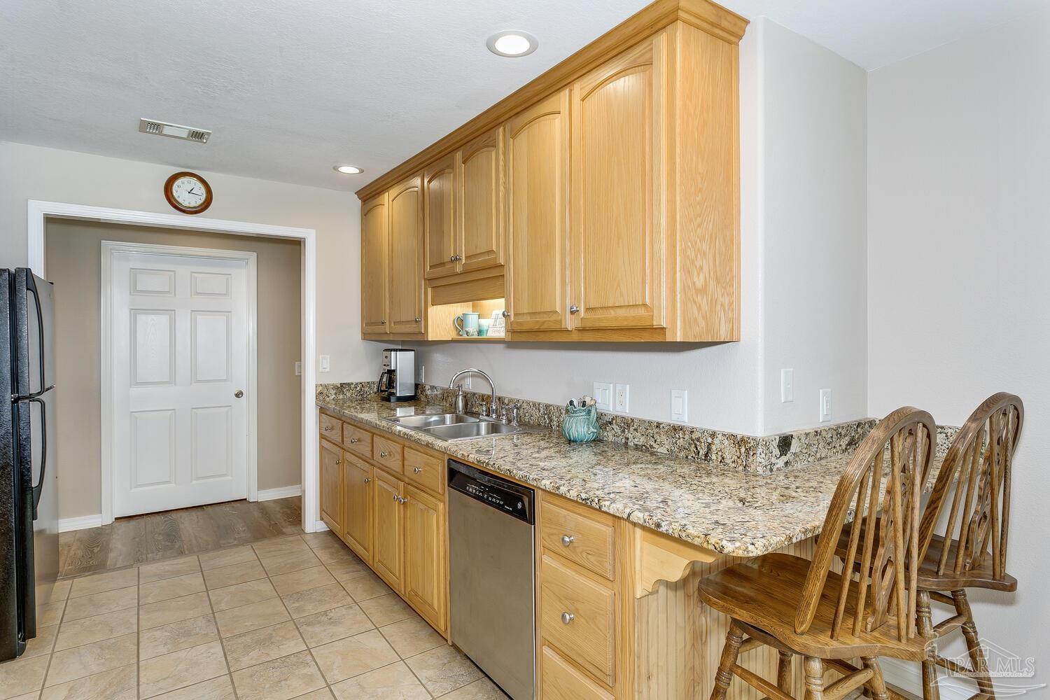873 Dolphin Road Milton, FL 32583 - Photo 17 of 39 Gallery Image 17