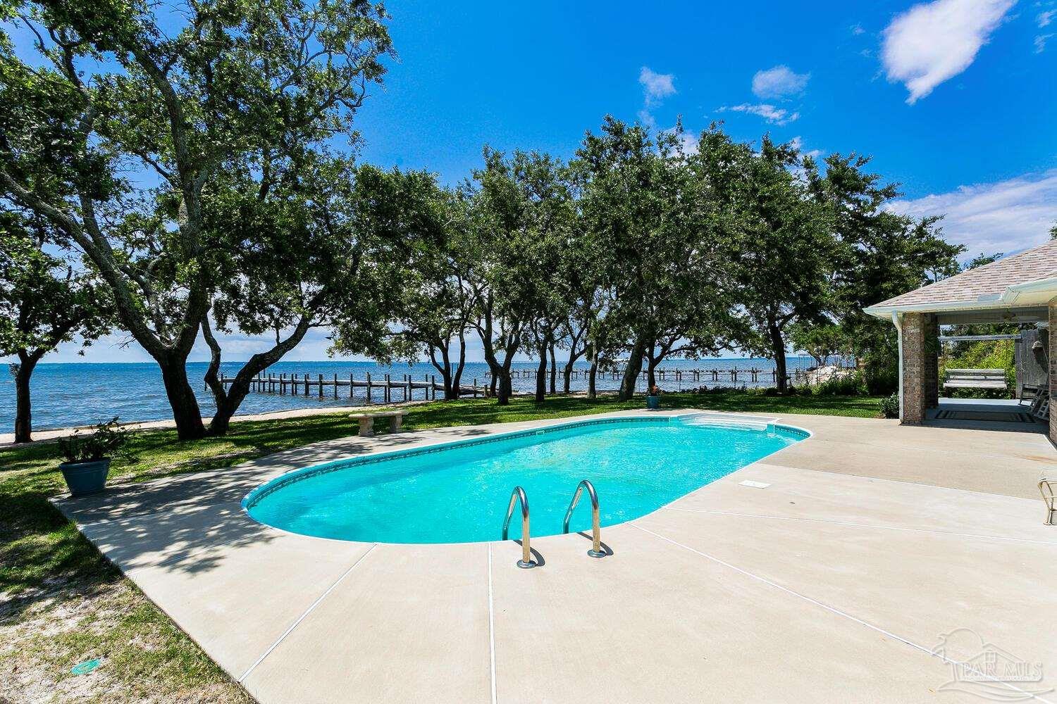 873 Dolphin Road Milton, FL 32583 - Photo 34 of 39 Gallery Image 34