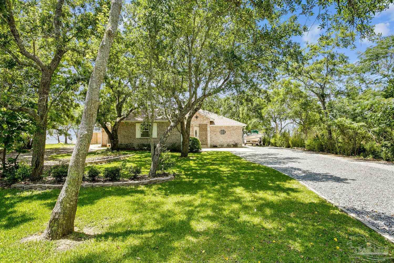 873 Dolphin Road Milton, FL 32583 - Photo 37 of 39 Gallery Image 37