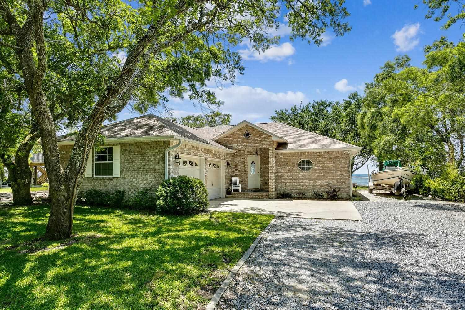 873 Dolphin Road Milton, FL 32583 - Photo 5 of 39 Gallery Image 5