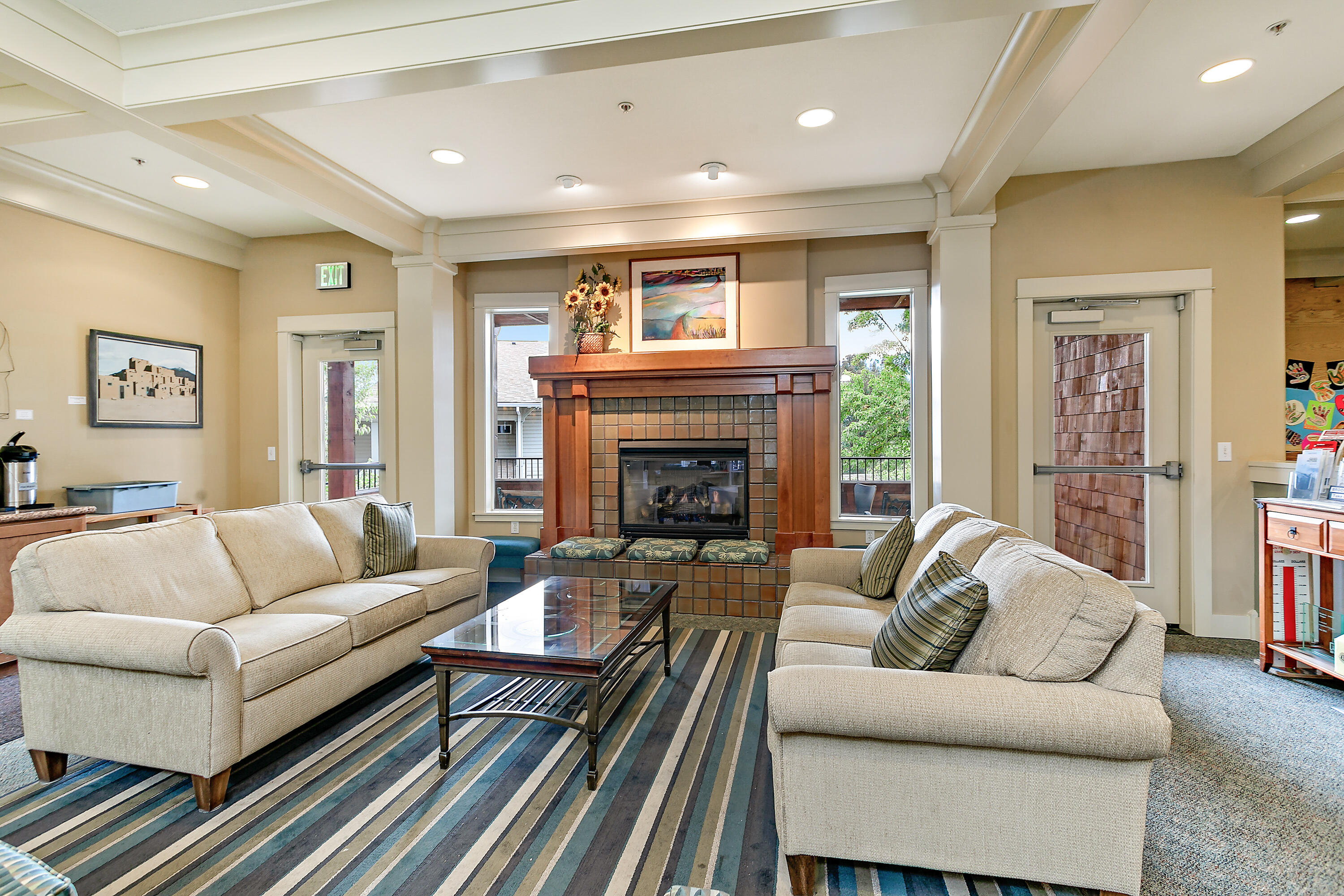 818 Pavilion Place Ashland, OR 97520 - Photo 31 of 38 Clubhouse space
