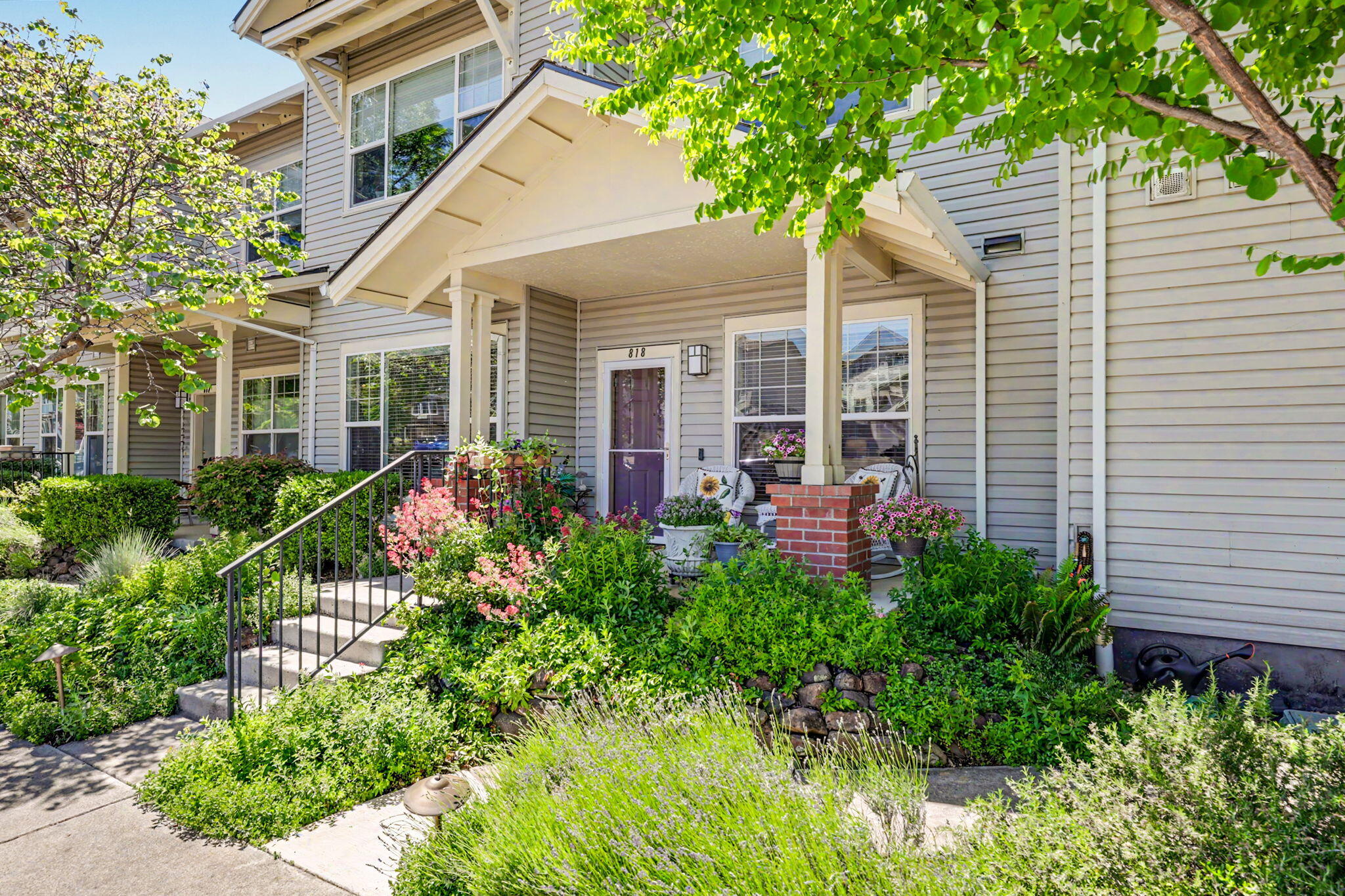 818 Pavilion Place Ashland, OR 97520 - Photo 5 of 38 ApxPP00009