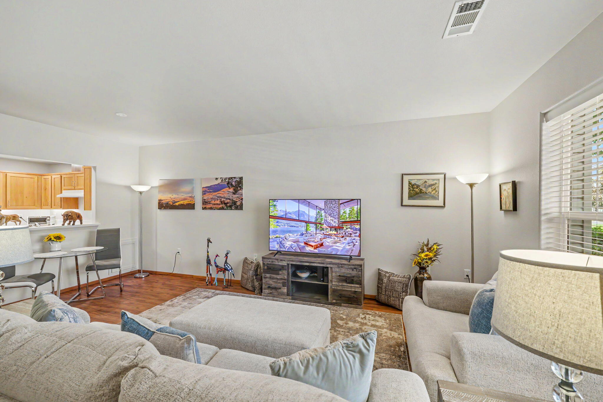 818 Pavilion Place Ashland, OR 97520 - Photo 9 of 38 ApxPP00014