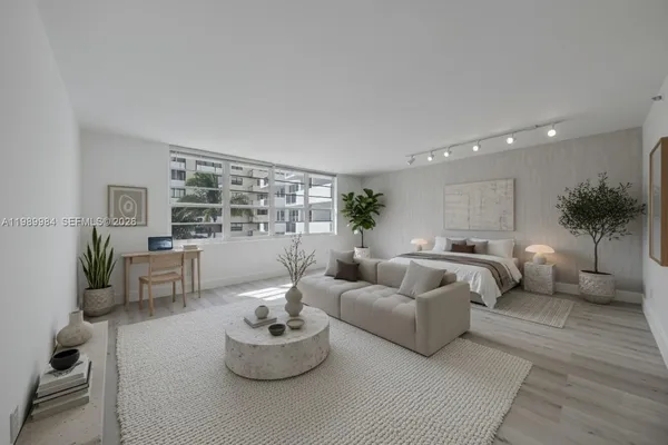 $2,100 | 100 Lincoln Road, Unit 626, Miami Beach, FL 33139