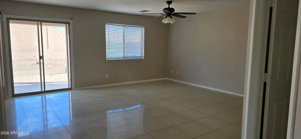 $1,950 | 18363 North 114th Avenue, Surprise, AZ 85378