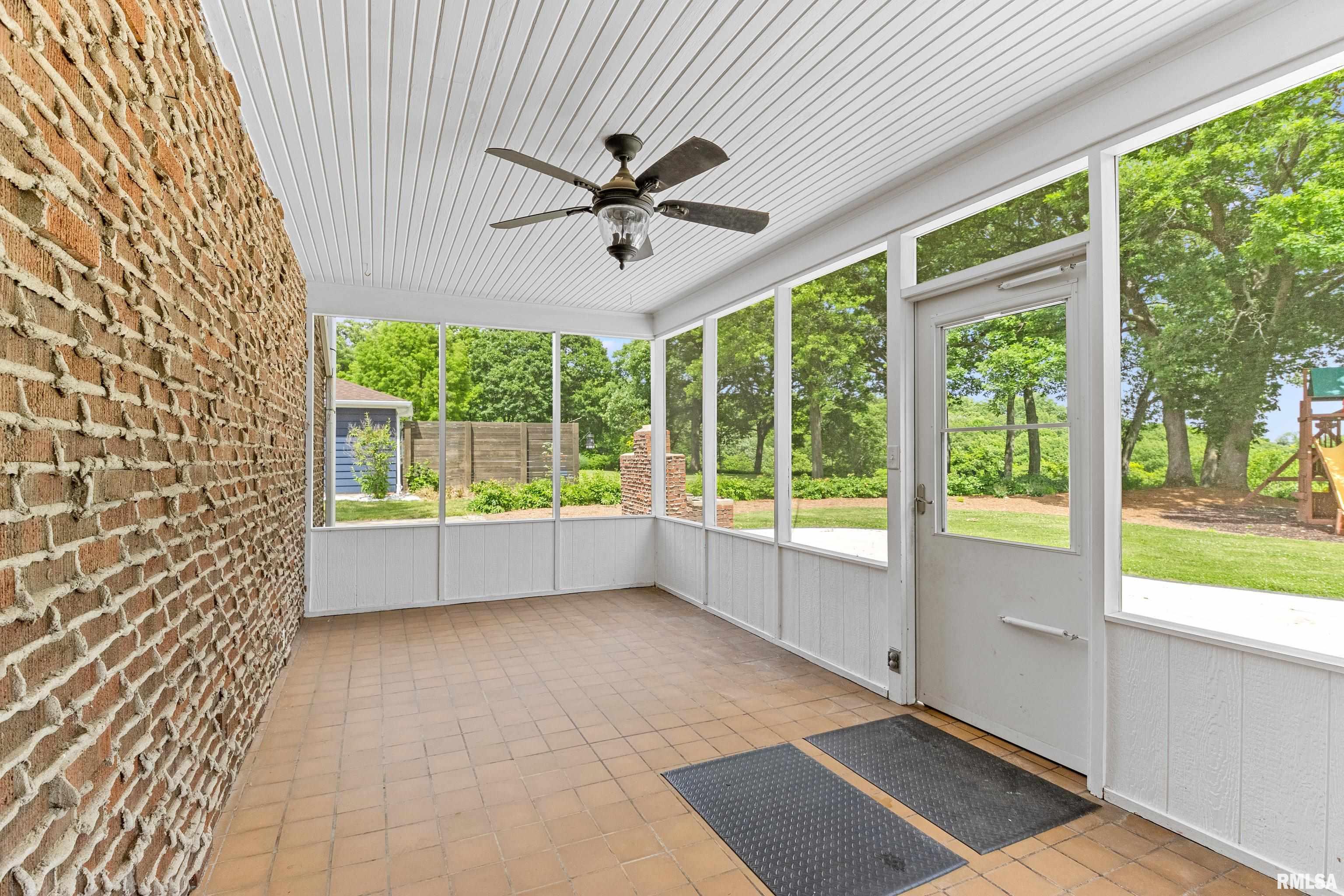 412 East High Point Road Peoria, IL 61614 - Photo 36 of 45 Gallery Image 36